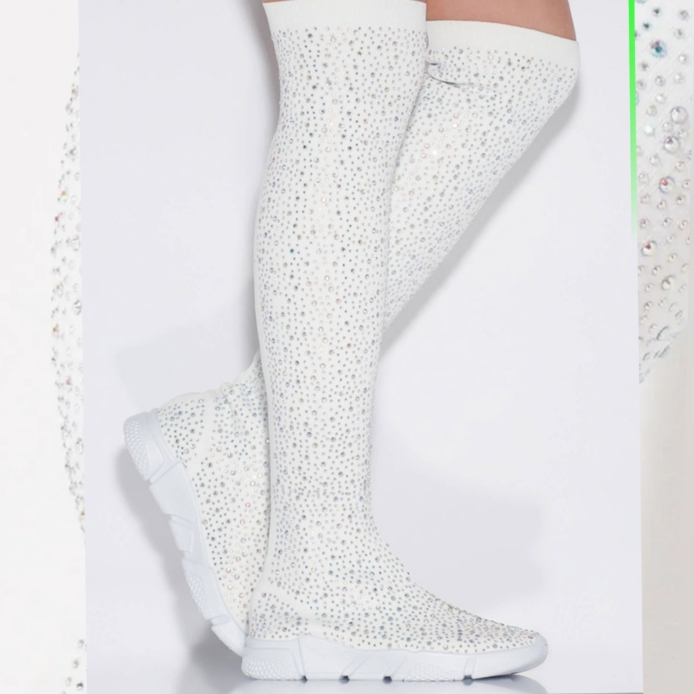 RHINESTONE SNEAKERS 🎼HOSTPICK🎼 - Picture 5 of 9